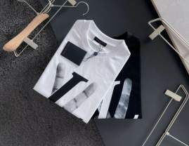 Picture of Louis Vuitton T Shirts Short _SKULVXS-LmptxL01026850